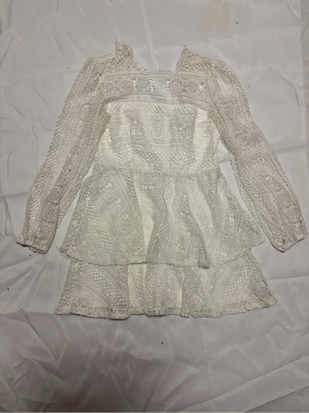 City Studio White Lace Tiered Long-Sleeve Formal Dress